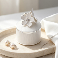 Boîte à bijoux ronde personnalisée en alliage de zinc avec strass et émail, doublée de velours, cadeau de mariée, souvenir, fabrication OEM