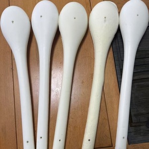Bâton de massage Pu à tête ronde blanche pour le cou, la taille, les hanches, outil de relaxation unisexe - Product Image 1