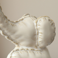 Figurine d'éléphant de table d'intérieur moderne Flolenco, en céramique faite à la main, blanc et vert, décoration d'animal mignon pour la décoration de fête et de mariage