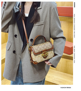 <span class=keywords><strong>Sac</strong></span> à <span class=keywords><strong>main</strong></span> pour femme à imprimé vintage français - Design carré de petite taille - Utilisation multifonctionnelle - Convient pour un usage quotidien - Product Image 6