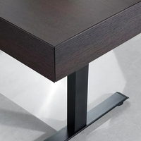 Table de PDG exécutif au design moderne Bureau réglable en bois massif noir Fonction électrique extensible pour poste de travail