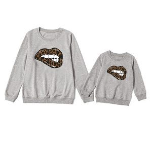 Personnalisé décontracté lèvre impression pull famille correspondant vêtements <span class=keywords><strong>mère</strong></span> <span class=keywords><strong>et</strong></span> <span class=keywords><strong>fille</strong></span> sweats maman <span class=keywords><strong>et</strong></span> moi automne tenues - Product Image 5