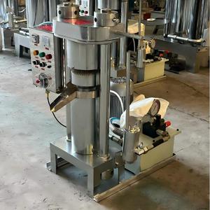 Presse <span class=keywords><strong>à</strong></span> huile hydraulique automatique 2-12 kg/h pour la fabrication d'huile d'arachide, de sésame et d'olive (pressage <span class=keywords><strong>à</strong></span> froid et <span class=keywords><strong>à</strong></span> chaud) - Product Image 3