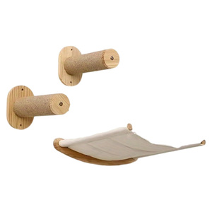 Arbre à chat écologique marron avec hamac, perchoirs, griffoir mural en bois et meuble flottant pour chat, thème Noël - Product Image 1