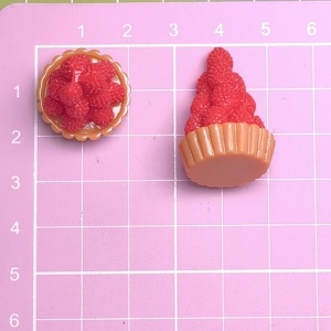 Miniature 3D de gâteau aux fraises, cupcakes aux fraises, accessoires de pâtisserie en résine pour maison de poupée, fabrication de bijoux DIY - Product Image 5