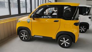 ELION A6 EEC <span class=keywords><strong>3</strong></span>人乗り中国製電気ミニカー モーター30kWhバッテリー 航続距離100km以上 四輪ミニモペットEV - Product Image 6