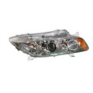 Conjunto de Faros Delanteros 81170-06201, Lado del Conductor y del Pasajero, Luz Halógena/Xenón, Versión Estadounidense 2007 2008 2009 - Product Image 2