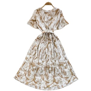 Nouvelle robe plissée à imprimé tie-dye, style rétro, manches courtes à volants, robes maxi pour femmes, robes élégantes - Product Image 5