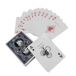 Özel büyük siyah folyo reklam canasta poker kartları oyun kartı kartı koruyucu poker