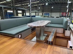 Camión de expedición de aluminio 4x4 mediano de diseño moderno, autocaravanas pesadas con cabina de conductor para alquiler en el desierto y uso en túneles - Product Image 2