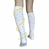 Chaussettes de compression classiques personnalisées pour femmes, hauteur genou, respirantes, à pois blancs, en coton, pour sports de plein air - Prix de gros