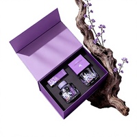 Coffret Cadeau d'Aromathérapie Violet : Diffuseur à Bâtonnets Sans Fumée, Parfum d'Ambiance Haut de Gamme, Huiles Essentielles, Décorations Artisanales, Appliques Naturelles