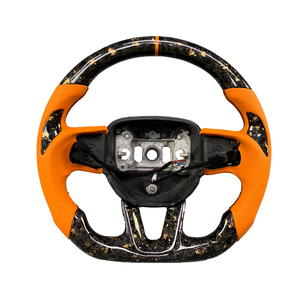 Volant chauffant en <span class=keywords><strong>fibre</strong></span> de carbone forgé véritable de style course personnalisé compatible avec les modèles Dodge Challenger Charger de 2015 à 2020 - Product Image 1