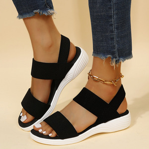 Nouvelle mode Chaussons de plage d'été Vente en gros de chaussures plates et sandales pour femmes et dames - Product Image 5