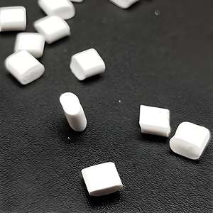 Gránulos de PC FR antiestáticos, resistividad de 10 ^ 6Ω y <span class=keywords><strong>CTI</strong></span> 600V para conectores HV - Product Image 4