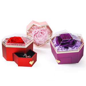 Caja de Joyería Creativa en Forma de Corazón, Mini Caja de Anillos y Collares con Rosas Eternas Preservadas, Regalo para el Día de San Valentín - Product Image 4