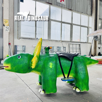 Voiture à pédales pour enfants en forme de dinosaure, alimentée par batterie, moteur 20V, capacité de charge de 150 kg, couleurs et tailles personnalisables, pour une utilisation en extérieur/intérieur