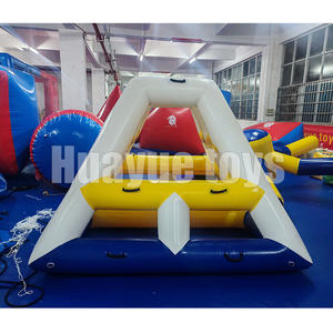 Precio de fábrica 2,5*2,5 m parque acuático agua flotante pirámide tobogán inflable agua escalada escalera juegos torre de escalada flotante - Product Image 3