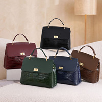 Sac à bandoulière grande capacité pour femme en PU imprimé crocodile, prêt à être expédié à l'international, avec doublure en polyester et fermeture à rabat