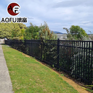 Diseño Popular 6ftx8ft Valla soldada de acero de zinc Antirrobo Tubo cuadrado negro Valla de protección para jardín - Product Image 3