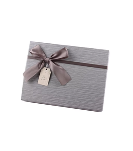 Caja de Regalo Personalizada para Productos de Cuidado de la Piel, Perfume y Lápiz Labial, Caja de Embalaje Cosmético Ecológica de Alta Gama en Gris Pálido con Kit Grande - Product Image 5