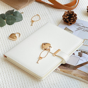 Toptan üretim hediye kalp şeklinde kilit günlüğü kalp şeklinde tuş kilidi ile poliüretan deri defter dergiler - Product Image 2