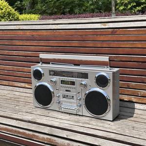 Boombox rétro portable avec lecteur CD et cassette, radio AM/FM, enregistreur MP3 USB, système audio haute puissance 60W pour la maison et l'extérieur - Product Image 6