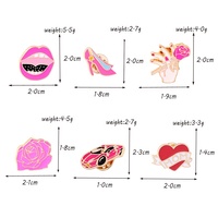 Broche rosa para mujer, broche de labios, corazón, tacones altos, botón, ropa, bolso, solapa esmaltada