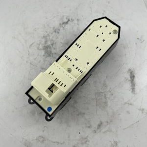 สำหรับโตโยต้า ทุนดรา เซคัวญ่าสวิตช์กระจกไฟฟ้า 84820-0R040 ควบคุมขึ้นลงอัตโนมัติพร้อมไฟ LED - Product Image 6