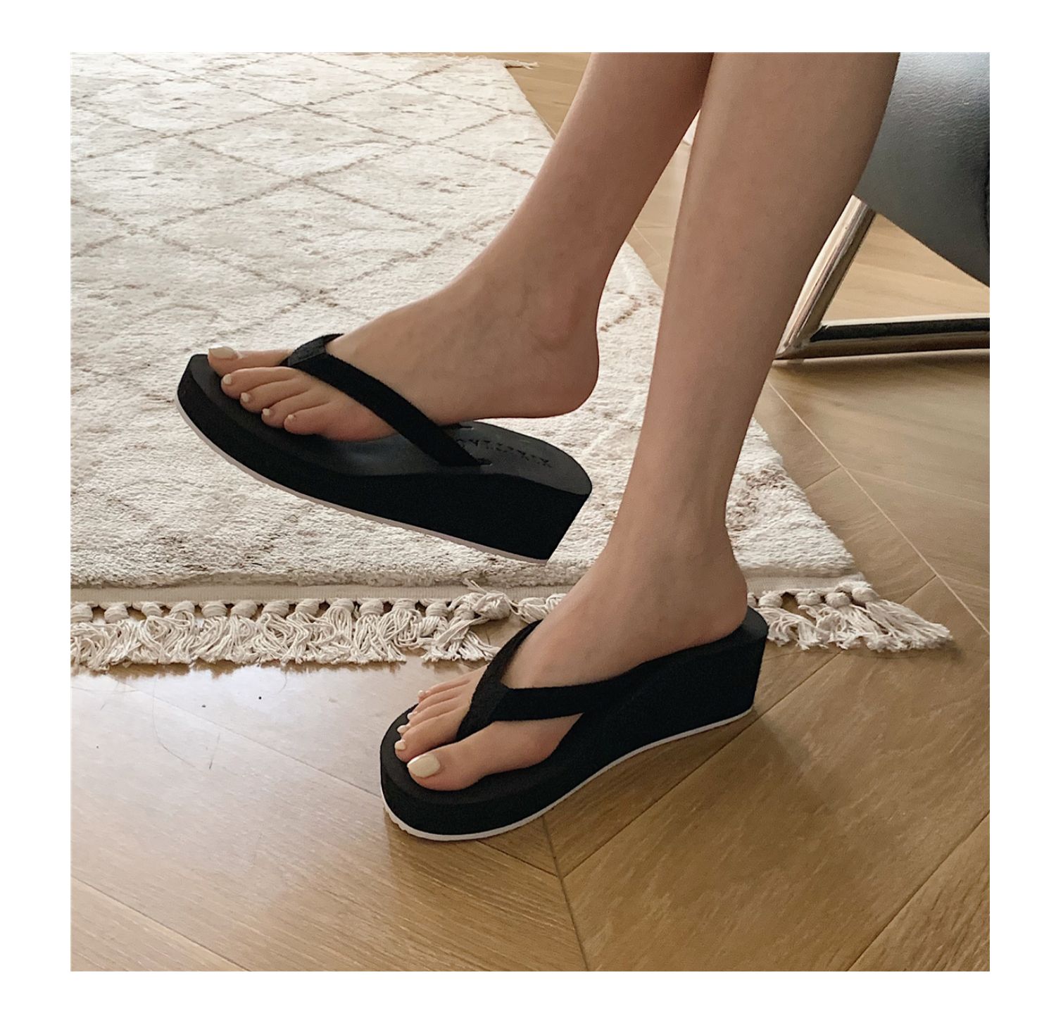 Summer Beach Casual Slipper Flip-flops Outdoor EVA Thick Bottoming Women Sandals