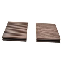 Terrasse en WPC moderne et écologique pour l'extérieur - Revêtement de sol solide, antidérapant, imperméable et emboîtable pour jardin, balcon et terrasse