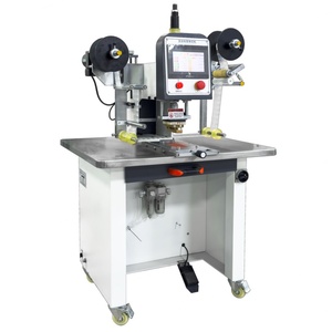 Machine de gaufrage et de marquage à chaud à grande vitesse pour cartes de vœux plates en carton, imprimante d'étiquettes de semelles de marque renommée avec écran tactile - Product Image 2