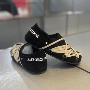 รองเท้าโลฟเฟอร์แบบสวมสำหรับผู้ชาย หนัง PU หัวมน พื้นรองเท้าด้านในและด้านนอกทำจากยาง บุขนด้านใน เหมาะสำหรับทุกฤดูกาล ตามเทรนด์แฟชั่น - Product Image 4