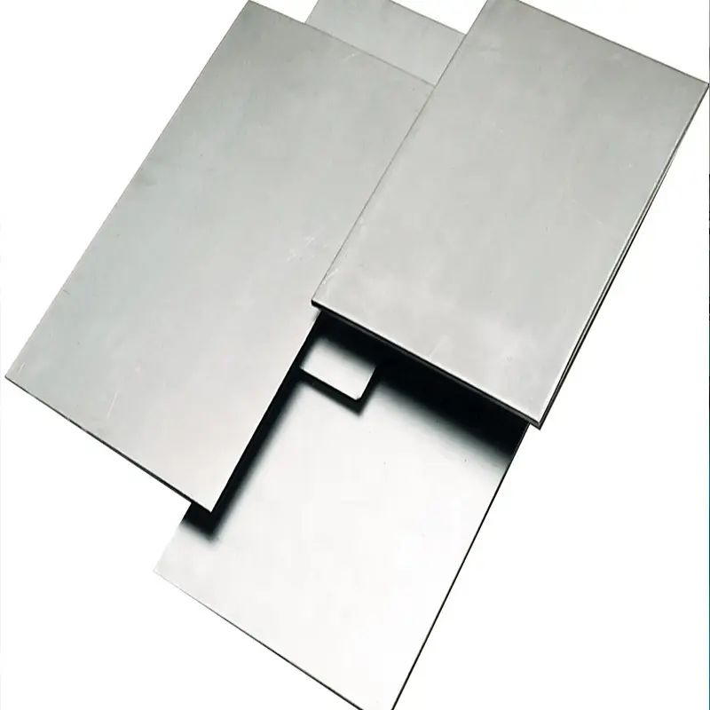 Vendita calda piastra in alluminio 1050 1060 1100 3003 5052 6061 8011 7075 foglio di alluminio in magazzino