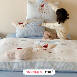 Juego de Ropa de Cama de Cuatro Piezas con Bordado de Dibujos Animados, de Felpa Suave, Cálido para Invierno, Agradable al Tacto, Duradero, con Diseño de Osos de Jardín - Product Image 2
