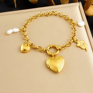 Heart Shape Gold Plated Charm Bracelet With Pearl And Flower Pendant For Women Gift Jewelry - Product Image 1