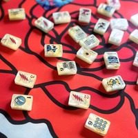 Jeu de tuiles de mahjong américain de luxe, 160 tuiles, motif Tie-Dye Jaune Soleil et Perle Grateful Dead, avec tapis de mahjong double face