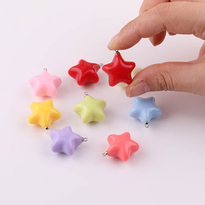 Cuentas acrílicas en forma de estrella 3D de colores dulces para la fabricación de joyas y accesorios DIY - Product Image 5