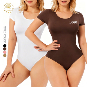 Vente en gros, Personnalisé en usine, Body gainant sculptant pour <span class=keywords><strong>femme</strong></span> à manches courtes, sans couture, avec fermeture à pression et effet ventre plat - Product Image 2