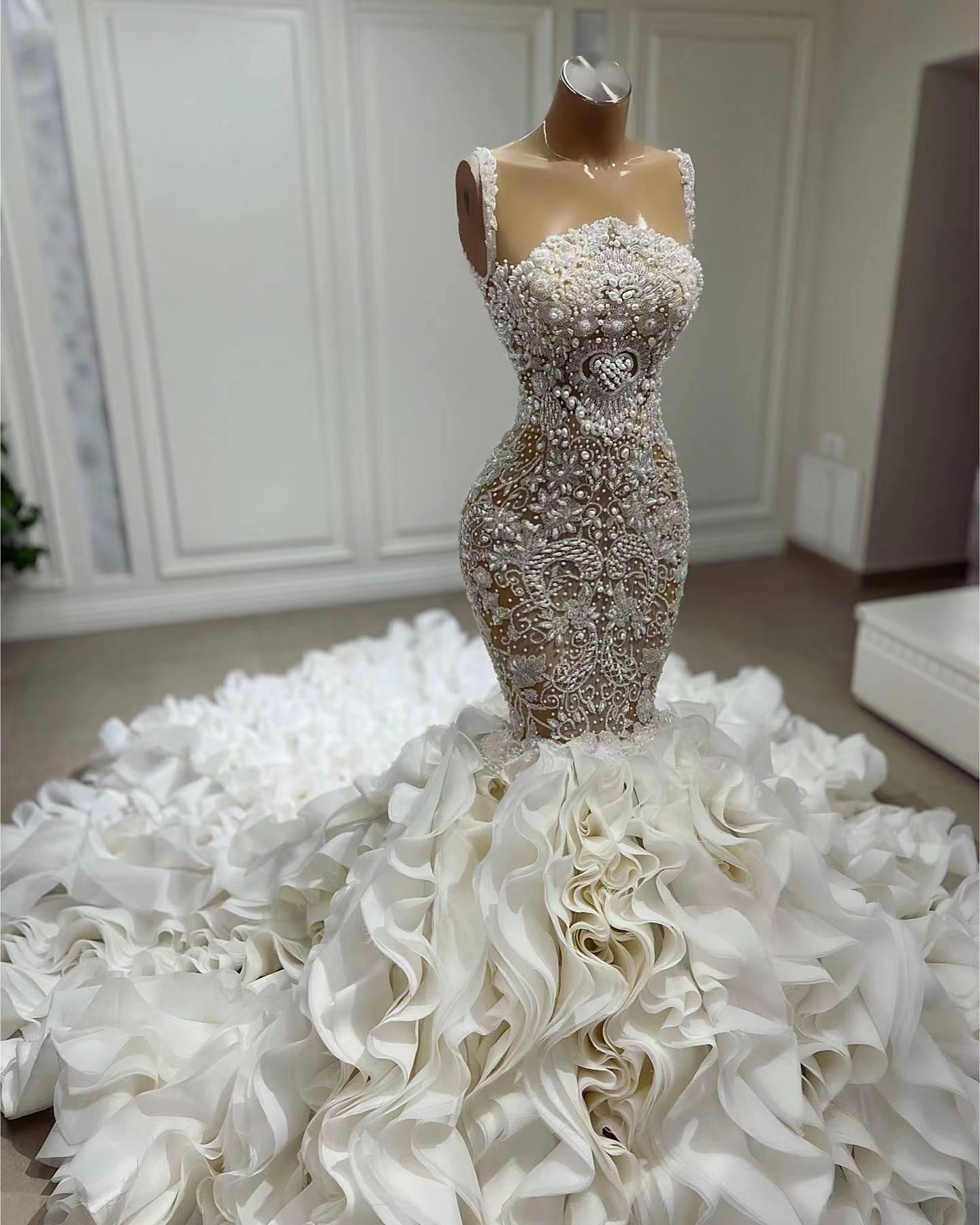 New Modern Sexy Backless Sereia Trem Vestido de Noiva Slim Fit