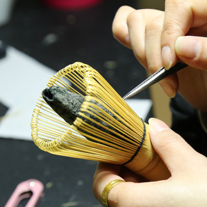 Batidora de bambú hecha a mano OEM polvo de té <span class=keywords><strong>batidor</strong></span> de <span class=keywords><strong>Matcha</strong></span> de mano larga dorado <span class=keywords><strong>batidor</strong></span> de <span class=keywords><strong>Matcha</strong></span> - Product Image 4