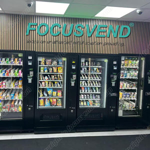 CE認定のスナックとドリンクのための24時間年中無休の自動販売店はカスタマイズをサポートしています - Product Image 5