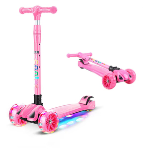 Realizzato con materiali leggeri, il veicolo intero pesa solo 2-5 kg e i bambini possono trasportare IT persone da soli. - Product Image 4