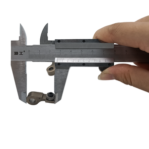 Tornillos cortos de alta calidad para balancín de escape, par, para motor de <span class=keywords><strong>gasolina</strong></span> de 4 tiempos UM140, piezas de cuchilla rotativa para cortacésped. - Product Image 1