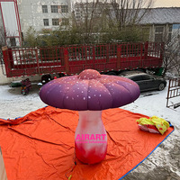 Décorations d'exposition sur le thème des centres commerciaux et des plazas : Champignons gonflables en forme de parapluie pour la décoration