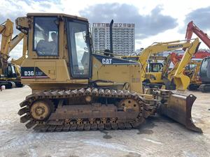 Bulldozer Usado CAT D3G de 12 Toneladas para Modelado de Terrenos y Paisajismo, con Rendimiento Duradero y Dominación en Múltiples Terrenos - Product Image 5