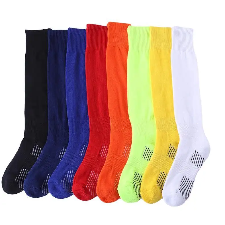 Fabrika yeni sıcak tasarım polyester naylon çocuk çorap özel logo futbol spor futbol kavrama çorap uzun