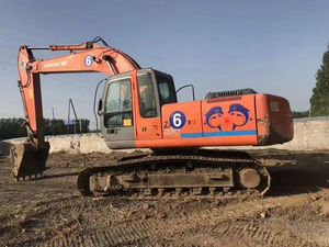 Excavatrice sur chenilles hydraulique Hitachi 230 diesel d'occasion, 23 tonnes, modèle 2020 du Japon, avec boîte de vitesses et moteur - Product Image 4