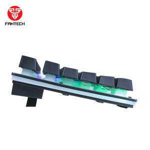 <span class=keywords><strong>Clavier</strong></span> de jeu à <span class=keywords><strong>membrane</strong></span> Fantech K613L avec couvercle en aluminium et rétroéclairage arc-en-ciel - Product Image 3