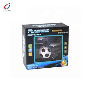 Indução do futebol do futebol de plástico pequeno helicóptero de brinquedo rc bola voando zangão - Product Image 4